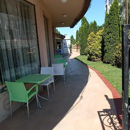 попов Appartement