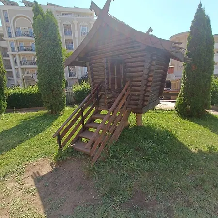 попов Apartment *